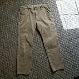 ❤️2/$14❤️Secret phone pocket khaki pants